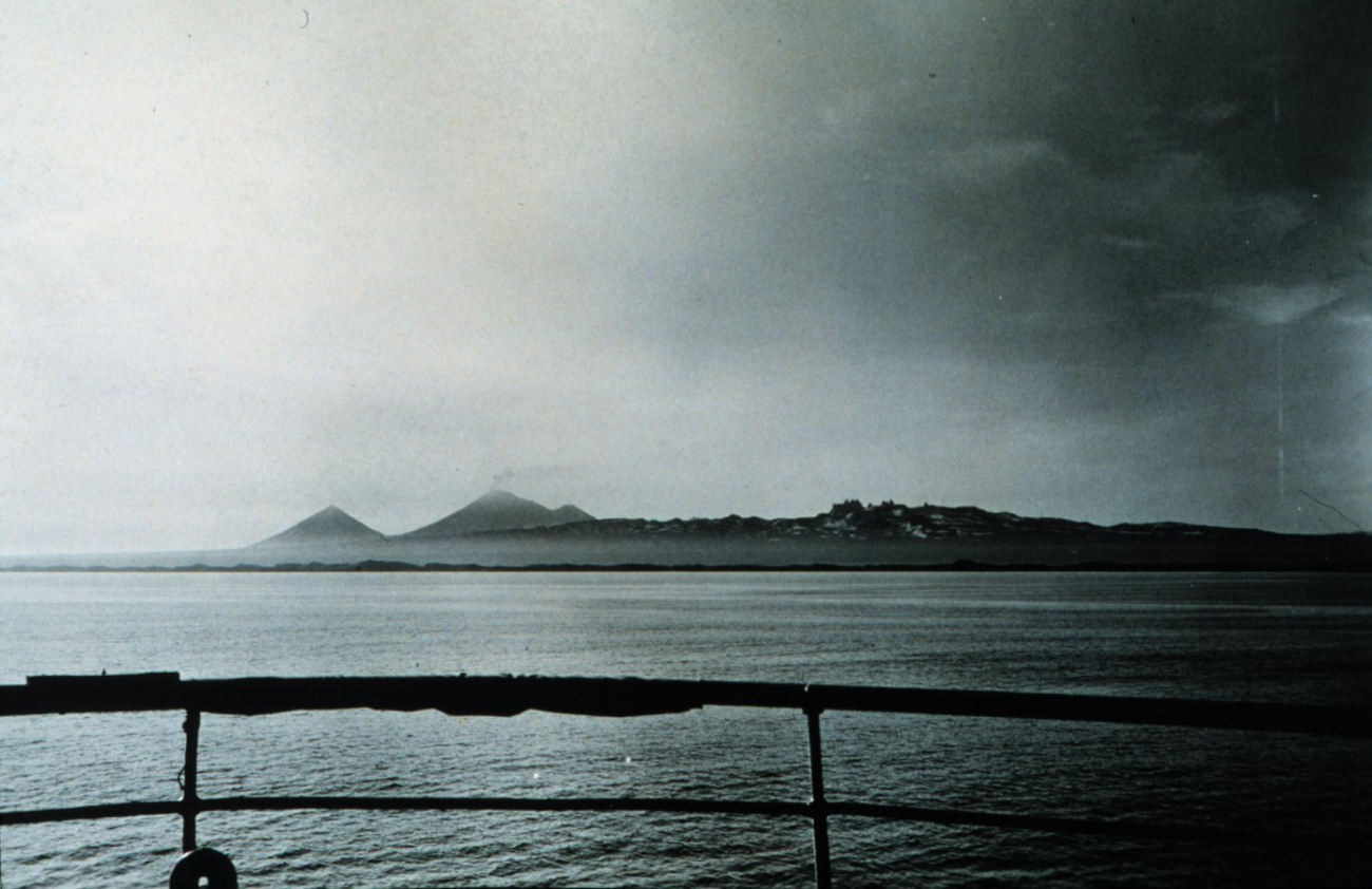 Pavlof's Sister on the left, Pavlof Volcano in the center