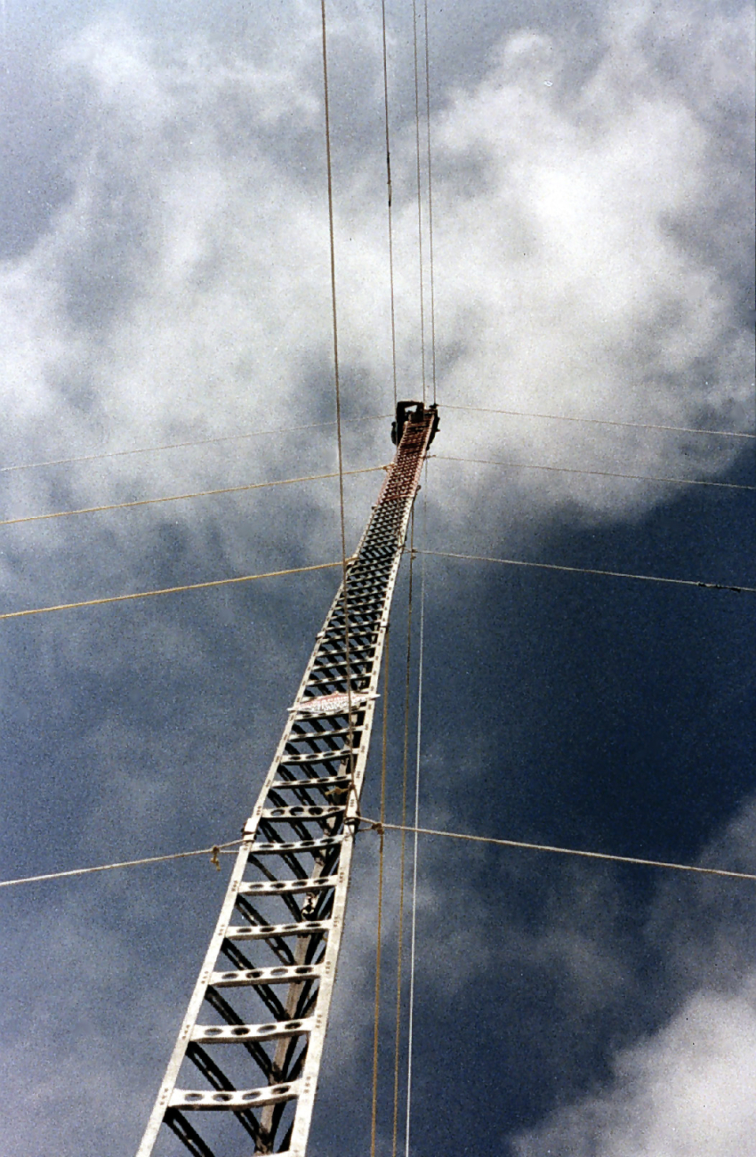 Erecting ARGO navigation tower