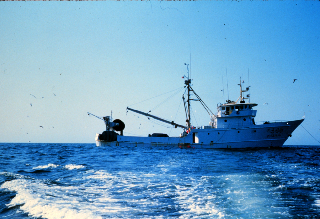 NOAA Ship CHAPMAN