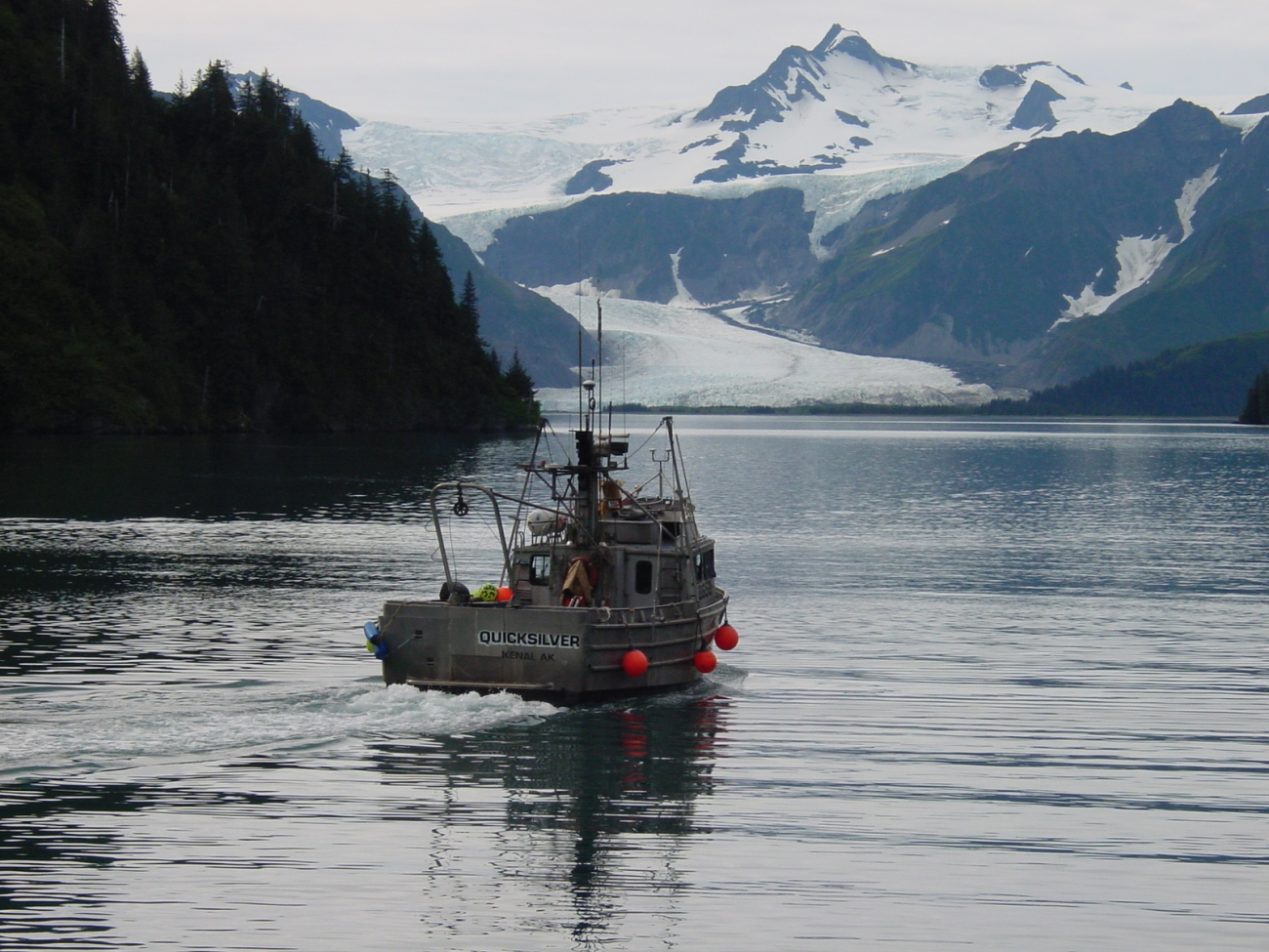 The contract survey vessel QUICKSILVER underway