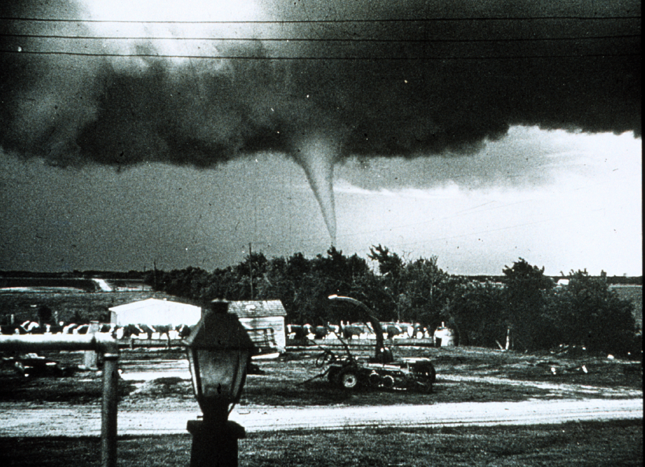 Tornado in farm country