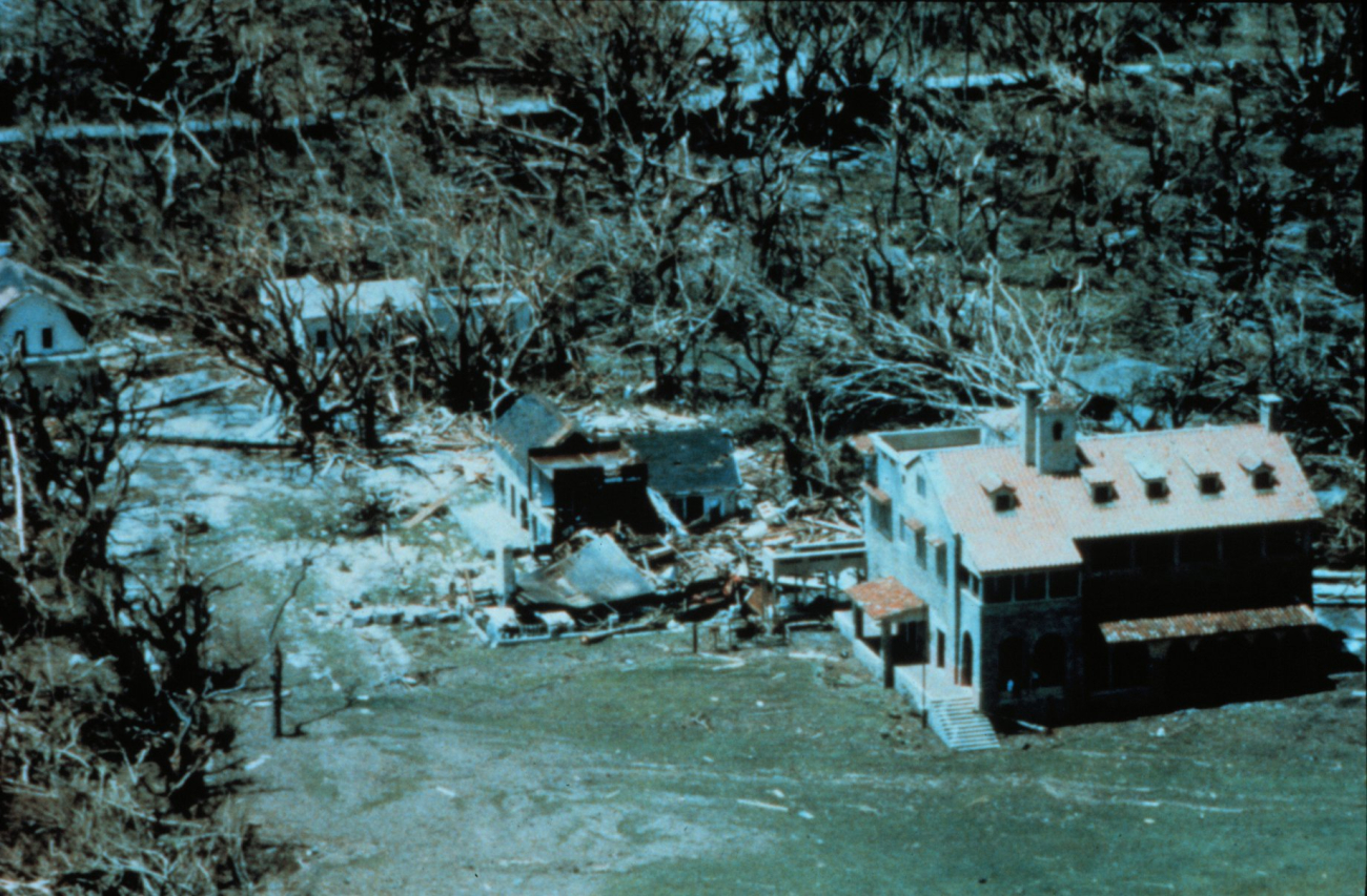 Hurricane Andrew - Buildings on the Deering EstateStill-water marks from storm surge measured at 16