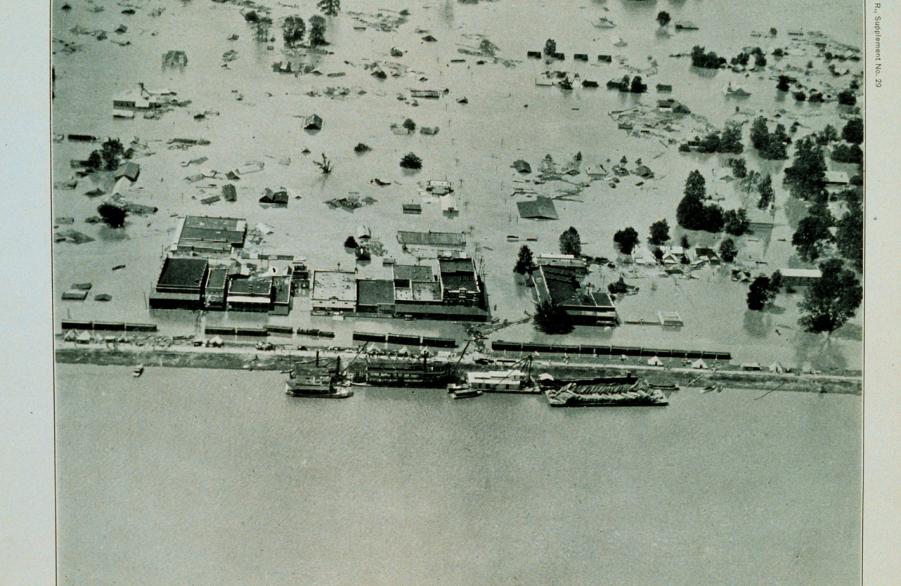 The Great Mississippi River Flood of 1927Arkansas City, Arkansas on April 27, 1927The river stage was at 52