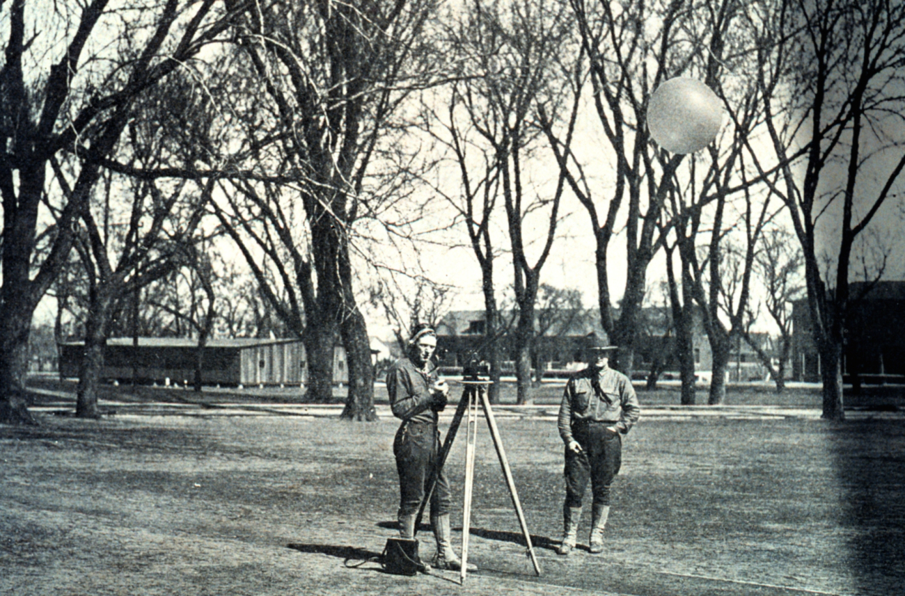 Beginning of a pilot-balloon run at Fort Omaha, Nebraska