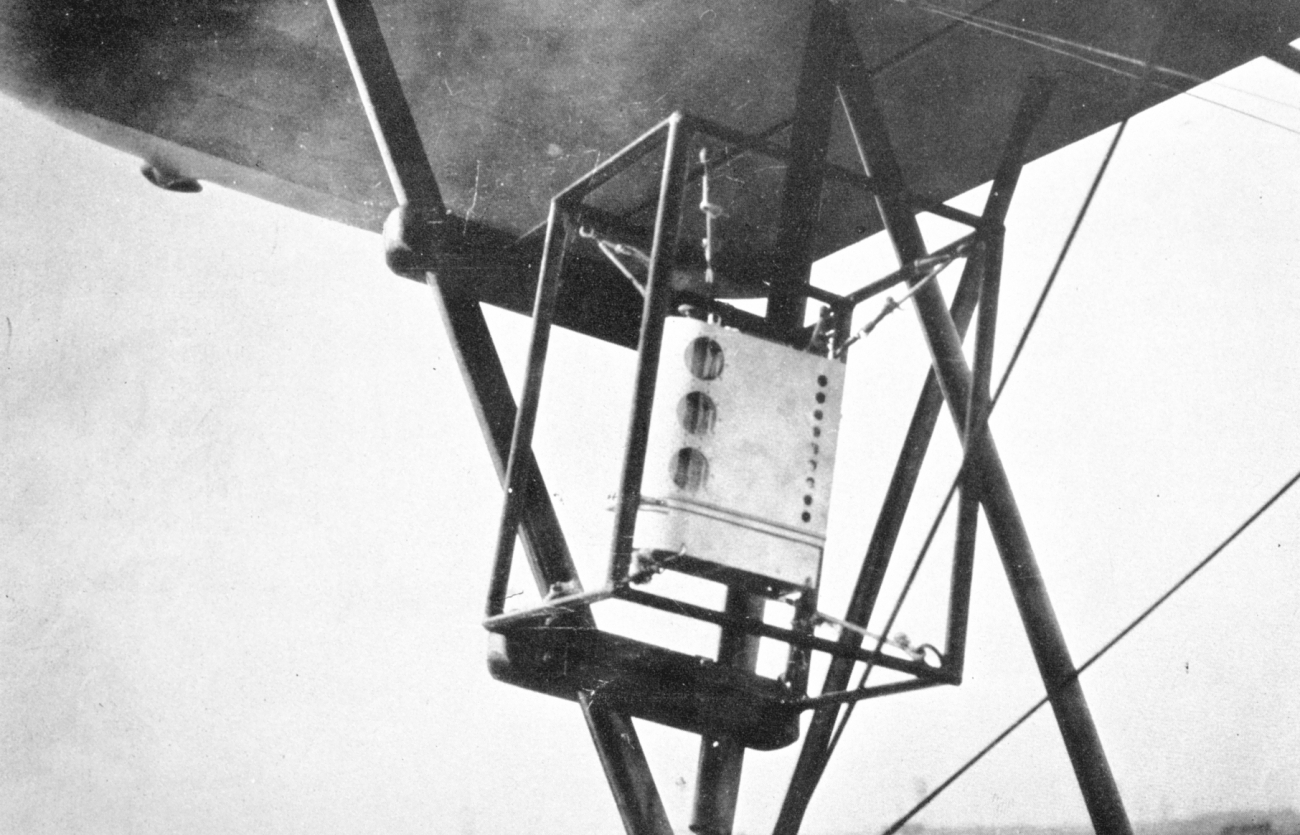 Friez type aerometeorograph, the instrument carried on Weather Bureau observation aircraft