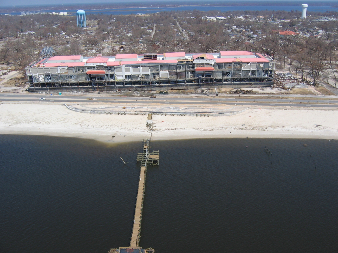 Largest of two barges from Biloxi Grand Hotel aground across Highway 90