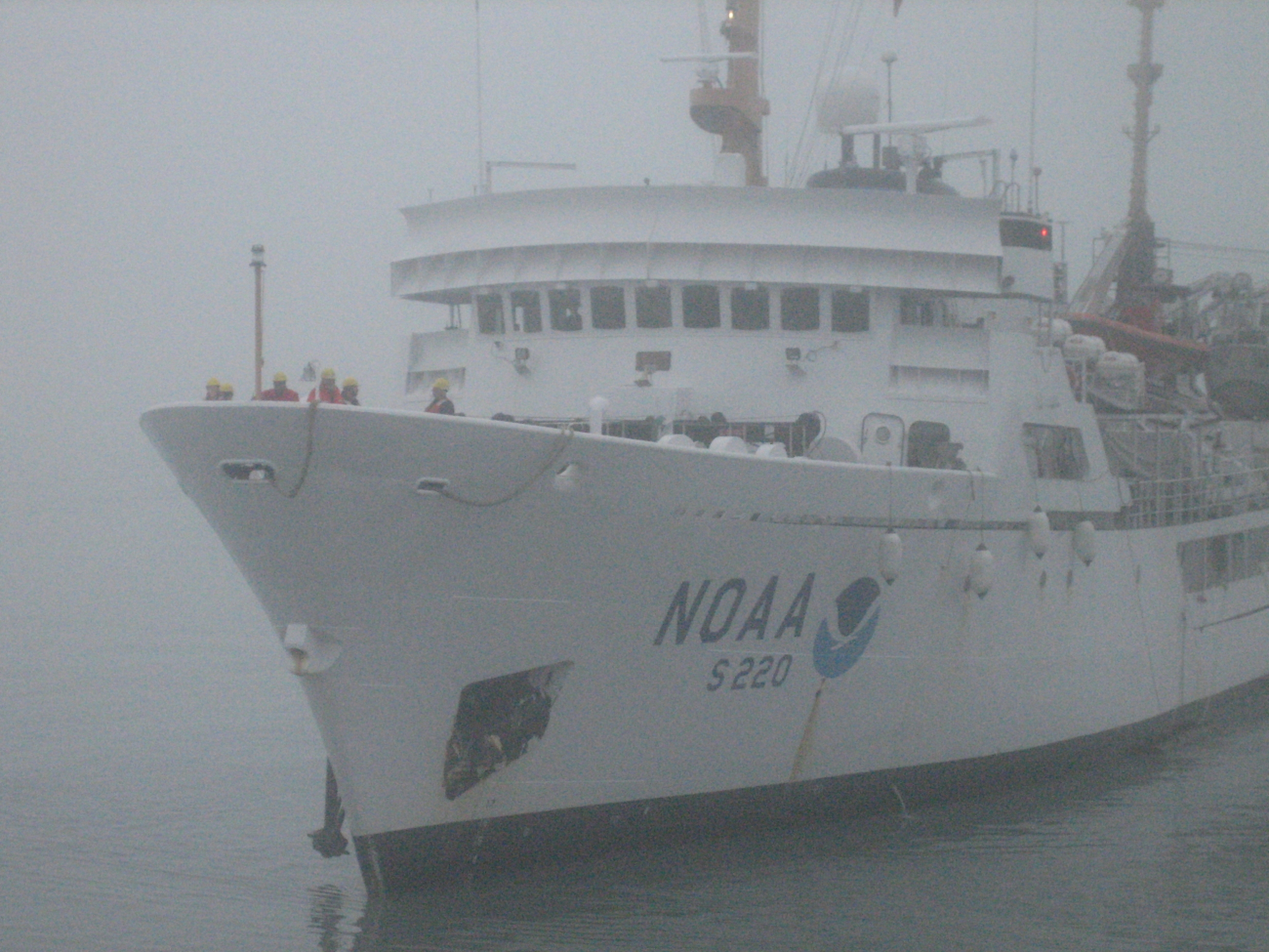 Photo #6 of NOAA Ship FAIRWEATHER approaching pier in fog at Valdez