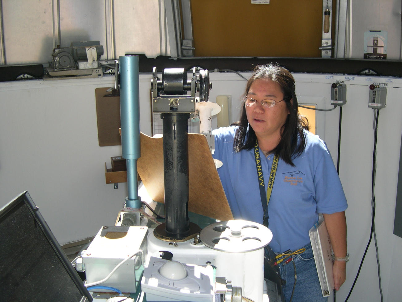 The late Leslie Pajo measures the ozone layer from inside the Dobsonspectrophotometer dome at the Mauna Loa Observatory