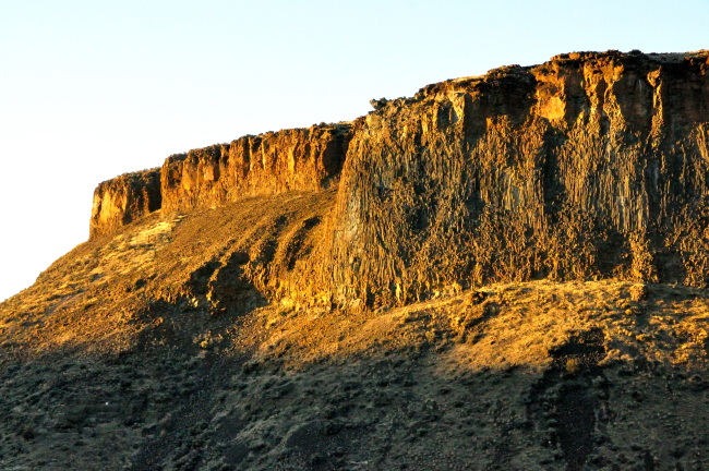 Columbia River Plateau basalt flow in the late afternoon sun