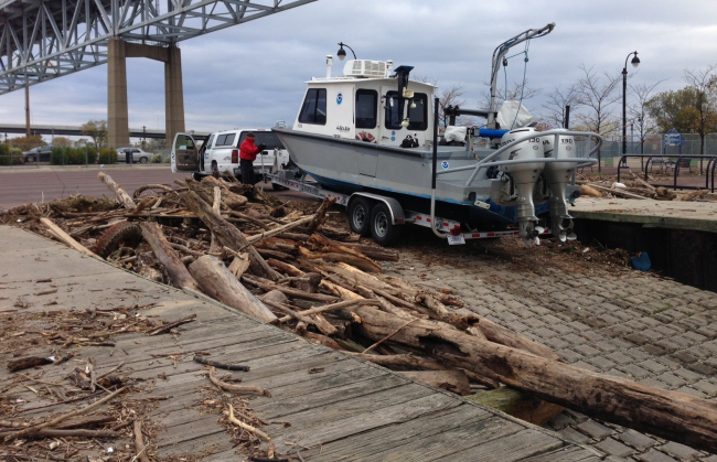 In Sandy's immediate aftermath, NOAA survey vessels responded to calls forassistance from storm-ravaged areas of New York, New Jersey, Delaware Bay, andVirginia