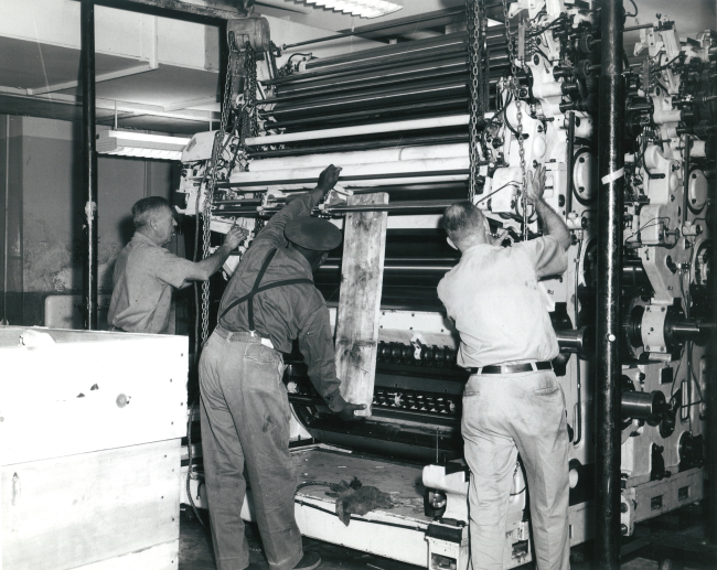 Installing 4-color offset press