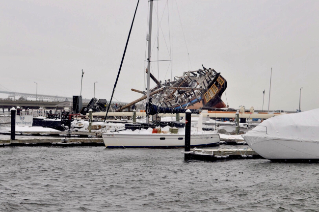 Historical tall ship Sloop Providence tipped over by winter storm Juno