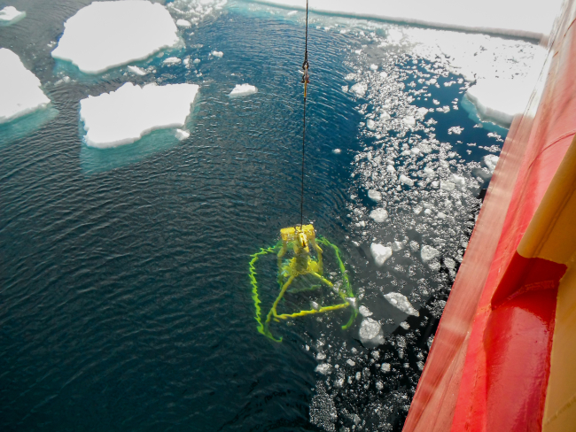 Box coring operations off the Coast Guard Icebreaker HEALY