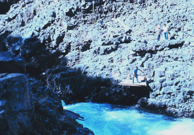 Native American dipnet fishing on the Klickitat River