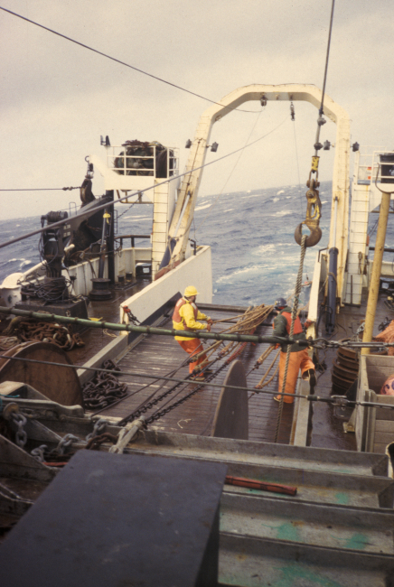 Trawling operations on the NOAA ship MILLER FREEMAN