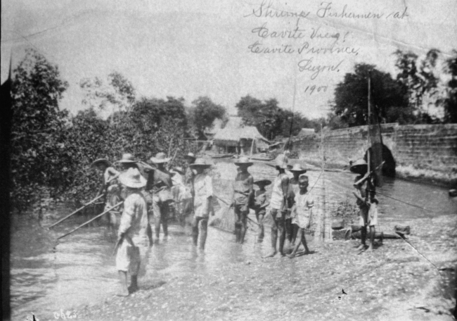 Shrimp fishermen at Cavite Vieng, Cavite Province, Luzon, 1900