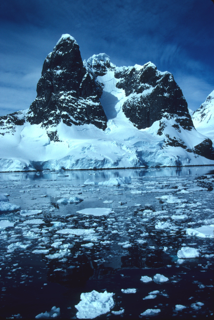A sunny day in the fjords of the Antarctic Peninsula