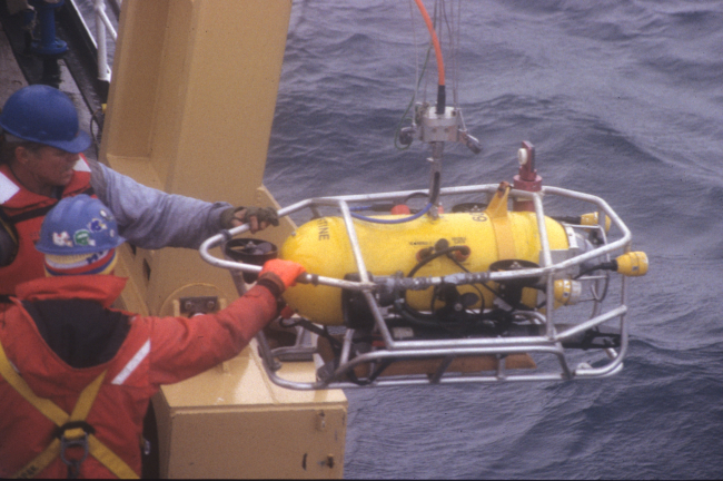 The remote-operated vehicle (ROV) AERG-8, being deployed fromthe research vessel