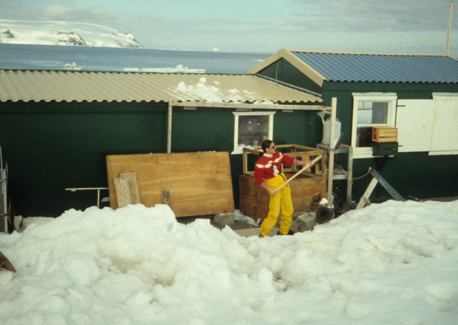 Shoveling snow in front of Copacabana field station