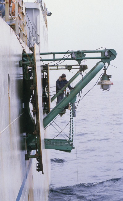 Hydrocast from the starboard bucket, R/V PROFESOR SIEDLECKI