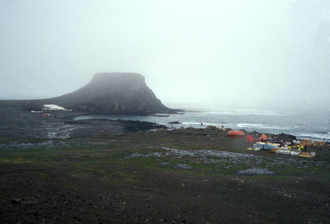 Building the field station at Cape Shirreff, Livingston Island