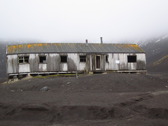 An abandoned camp at Deception Island