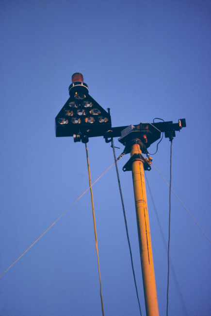 Swedish Pole with 10 prisms and strobe light above