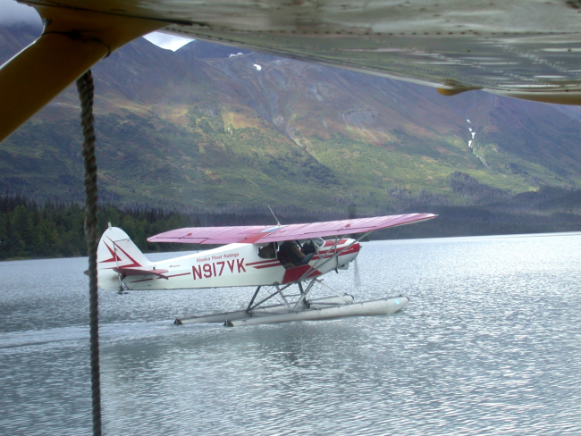 Float plane lake base for sightseeing along the Richardson Highway