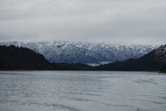 Looking west to mountains on the west side of Glacier Bay