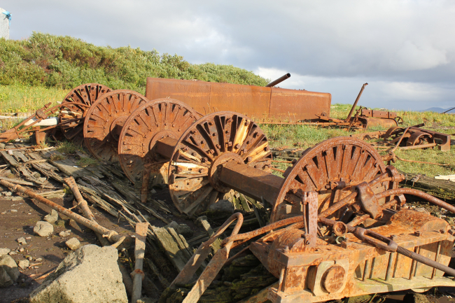 Paddlewheels and boilers of derelict Yukon River steamers