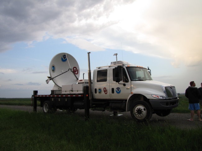 NOAA/NSSL X-Pol Mobile radar ready for operation