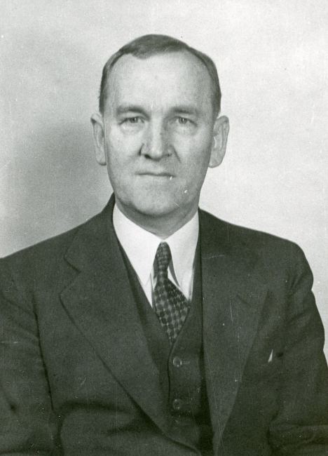 Frank Neumann, seismologist