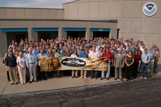 Greetings from the hydrologic community of NOAA's National Weather Service!In July the third biennial Hydrologic Program Managers Conference was held atthe NWS Training Center in Kansas City