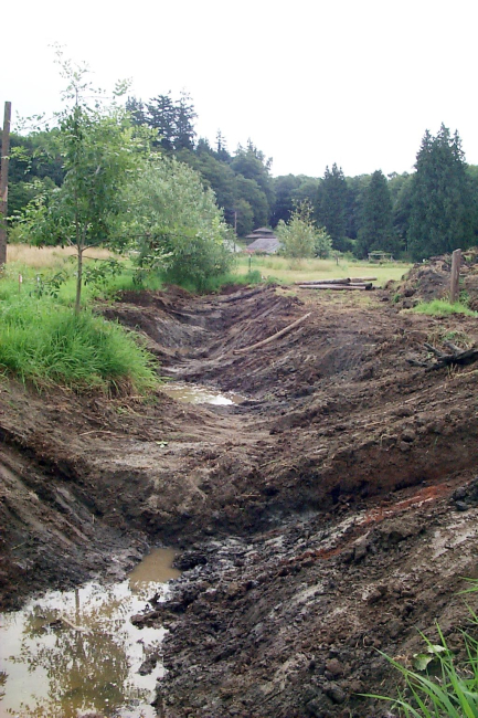 excavation of the stream bed at the Glade Bekken restoration site