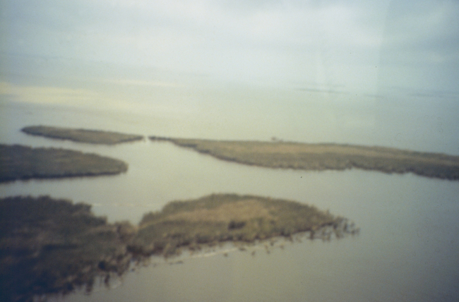 Dixon Bay, boomed islands from the air