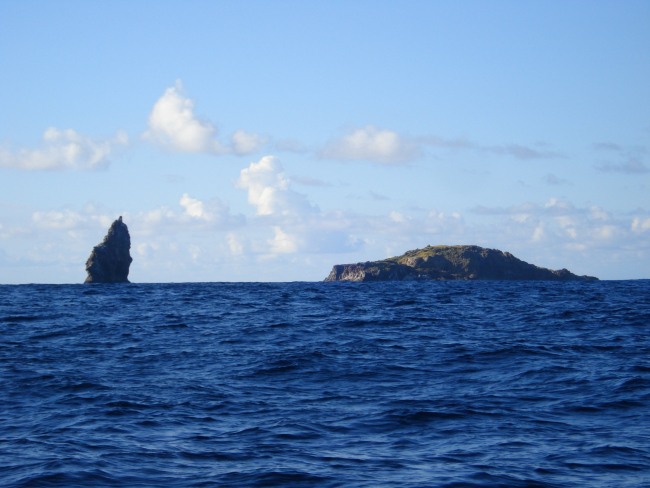 Dive area in vicinity of Motu Iti and Motu Nui