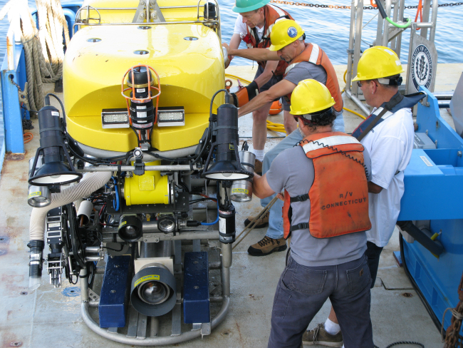 The Northeast Underwater Research Technology and Education Center atthe University of Connecticut operates the remotely operated vehicle KRAKEN 2