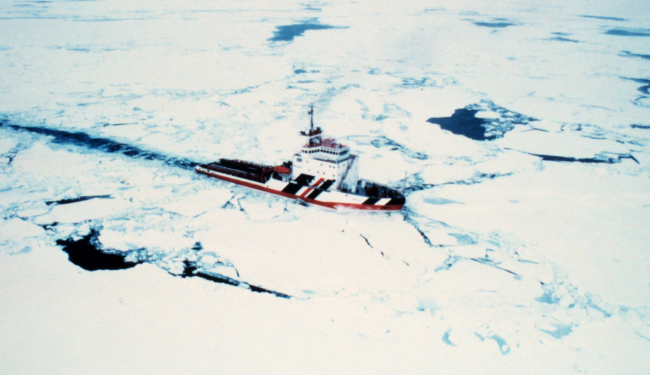 Rescue ice breaker on the way to the SURVEYOR