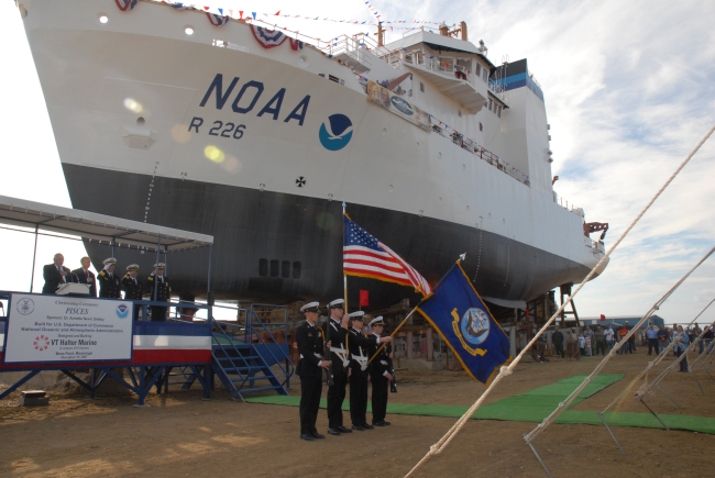 NOAA Ship PISCES launch photo #1