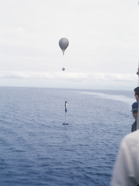 Balloon buoy combination with elevated radar reflector