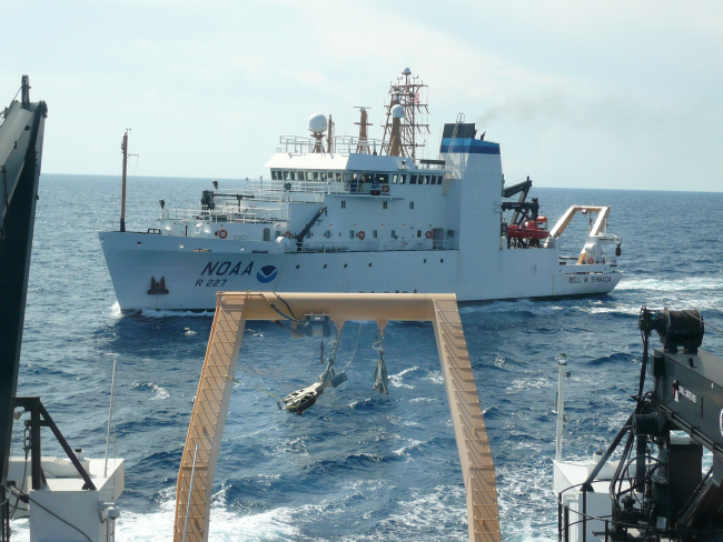 NOAA Ship BELL SHIMADA passing astern of NOAA Ship PISCES
