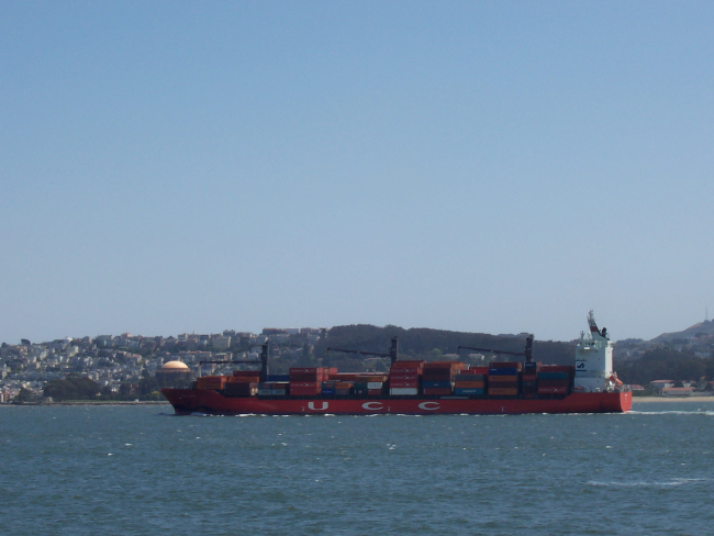 UCC containership CAP SARAY entering San Francisco Bay