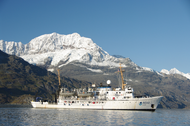 NOAA Ship FAIRWEATHER in Glacier Bay