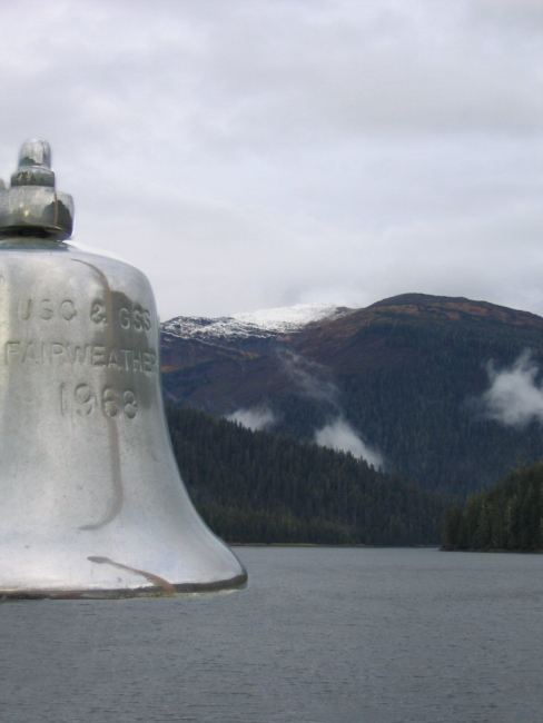 NOAA Ship FAIRWEATHER ship's bell