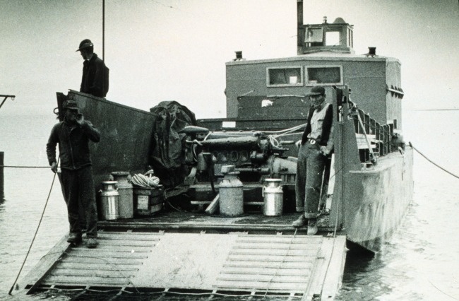 Landing equipment from a LCVP on the Arctic Coast