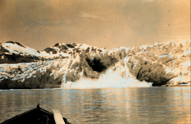 Cushing Glacier gives birth to a berg