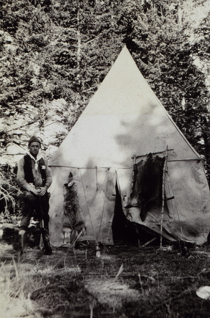 The lightkeepers' camp at Salesville camp