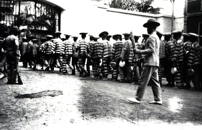 Marching the prisoners at Bilibid Prison