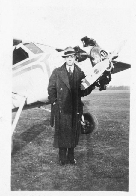 Alfred Lorenz, probably at Madison, waiting to take-off with an Airmail Pilot