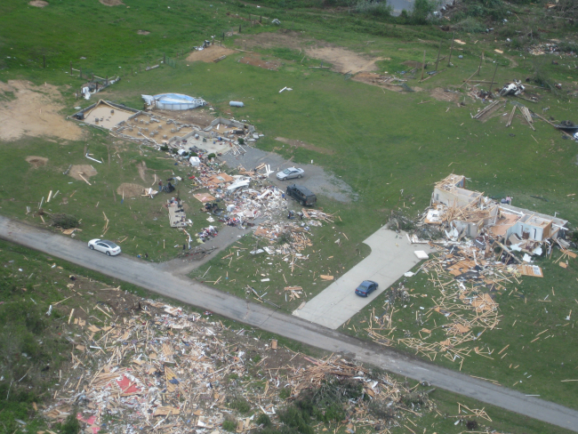Homes destroyed by Dade-Walker EF3 tornado at Georgia/Alabama line nearCounty Road 201